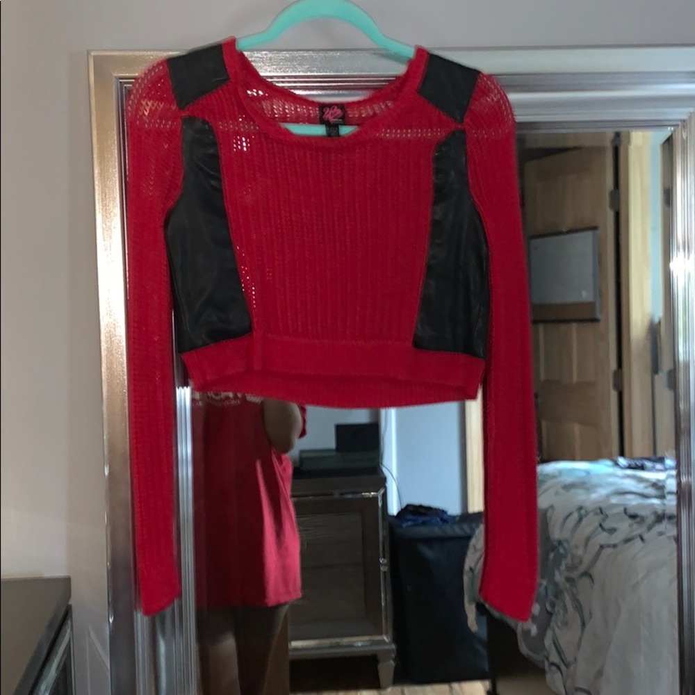 Crop top sweater